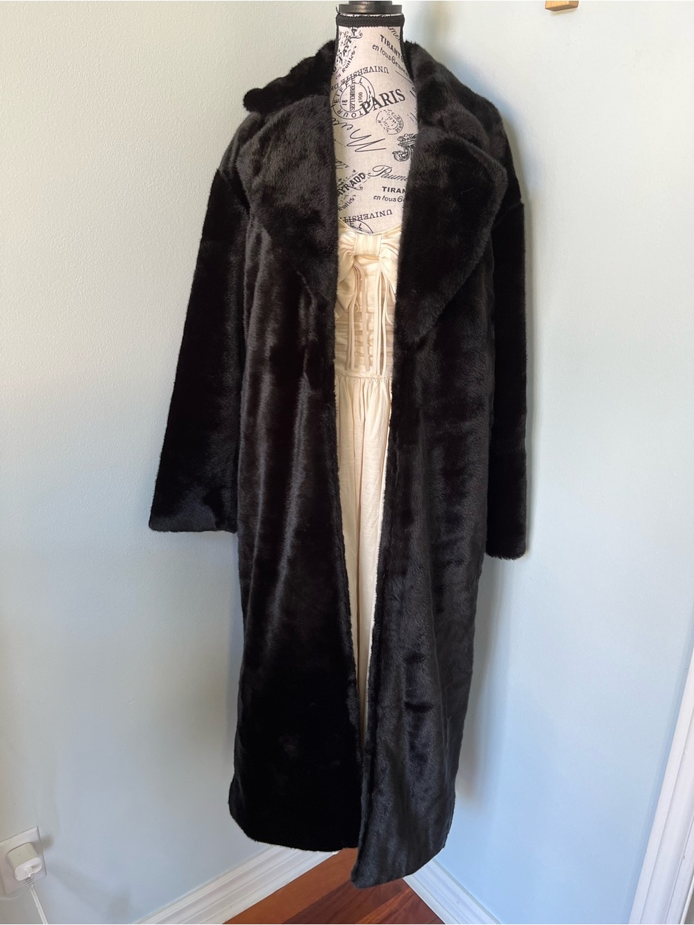 Reformation Black Chloe Faux Fur Oversized Coat